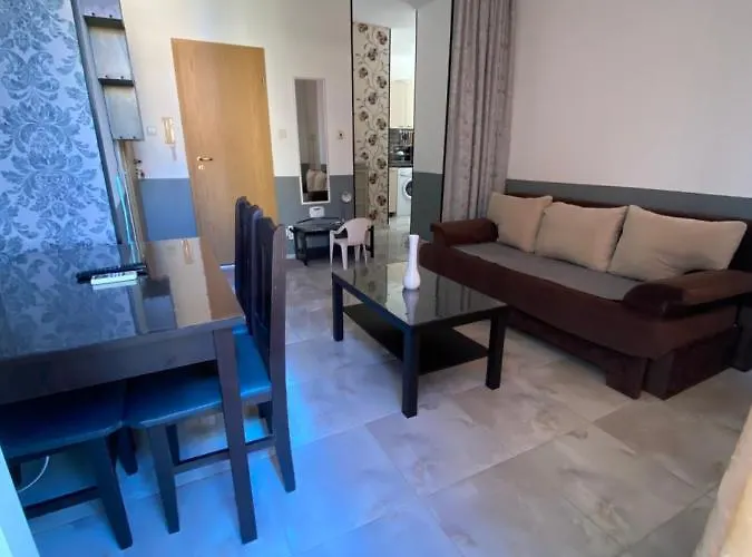 Dadi Oazis Apartment *